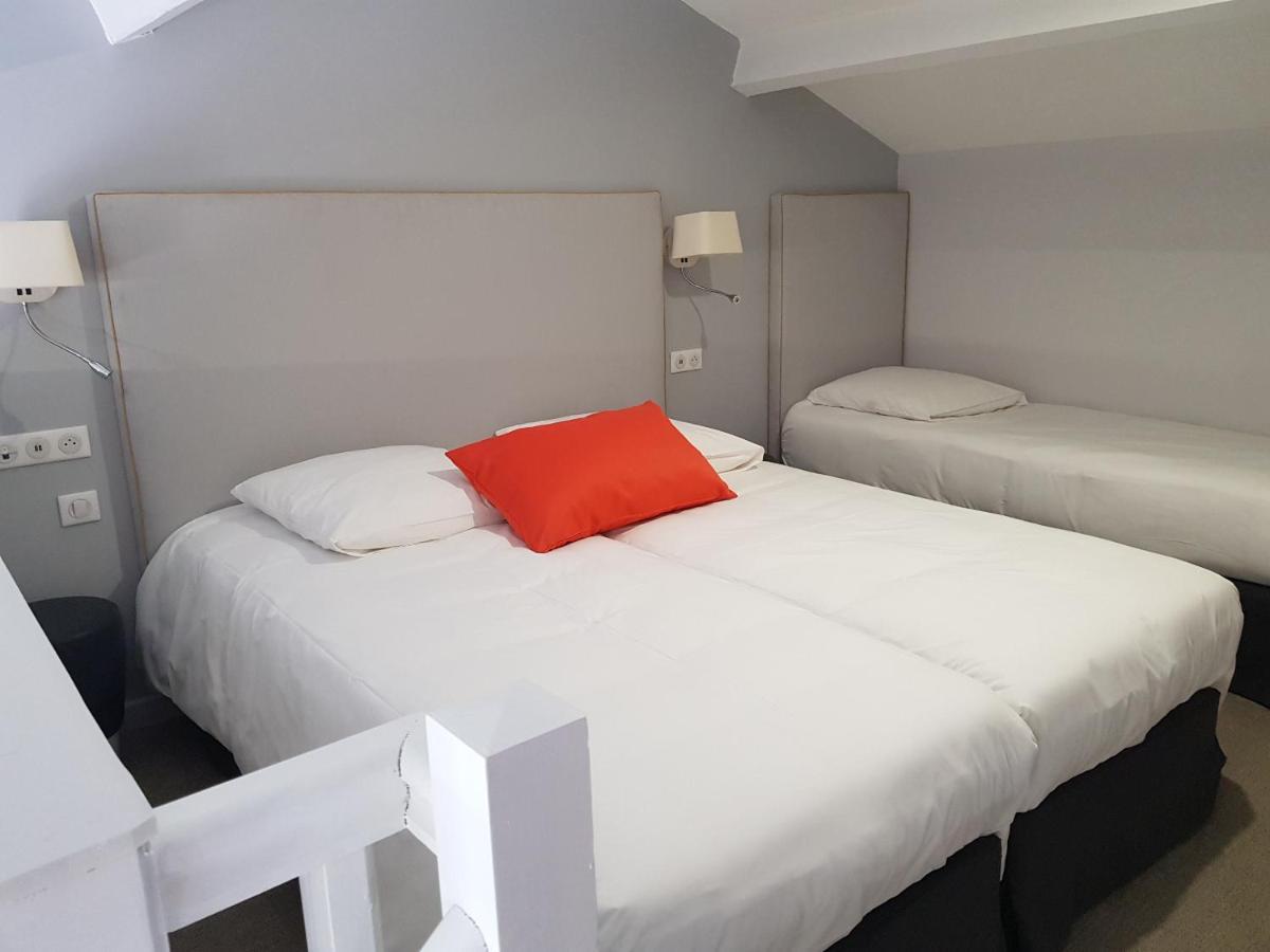 Kyriad Lyon Est - Saint Quentin Fallavier Exterior photo